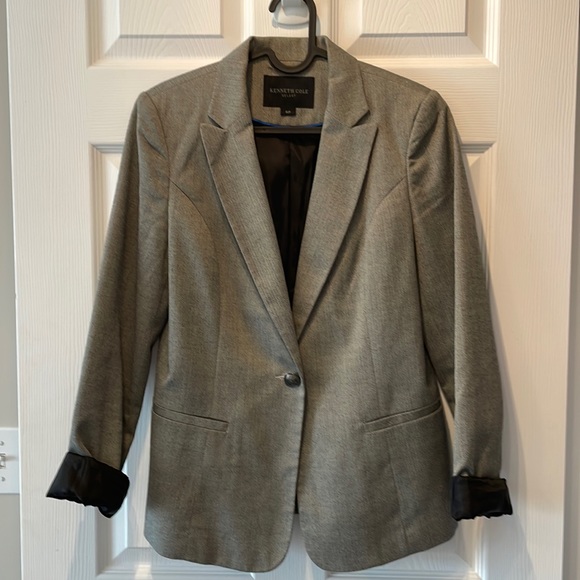 Similar to previous listing, in grey Lovely fabric & button. Herringbone Blazer - Picture 1 of 4